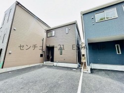 敷地広々＆駐車3台OK！スーパー・学校も近く、子育て世帯に嬉しい環境。家事動線もスムーズな設計で、新生活を快適に。