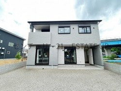 DEMO-01 慈眼寺駅徒歩7分、保育園・小学校・スーパーも徒歩圏内で生活便利。耐震・断熱性能に優れた省エネ設計、オール電化・浴室乾燥機完備。未入居の快適住宅で、子育て世帯に安心をお届けします。