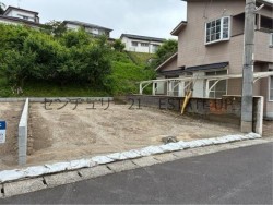 DEMO-01 土地探しはセンチュリー21加盟店・ESTATEUPへ！地域密着の提案力で理想の暮らしをサポート。未公開物件やローン相談もお任せ！【0120-77-6128】