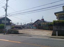 DEMO-01 土地探しはセンチュリー21加盟店・ESTATEUPへ！地域密着の提案力で理想の暮らしをサポート。未公開物件やローン相談もお任せ！【0120-77-6128】