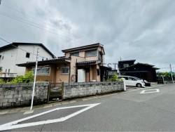 ☆理想の中古物件探しを全力サポート！豊富な情報と丁寧な対応でご案内します。