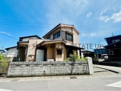 DEMO-01 ゆとり敷地と6LDKの開放空間。吹抜け×多部屋設計の家なので家族が多くてもゆったり暮らせる住宅。