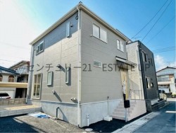 DEMO-01 駅近で通勤通学やお買い物に便利な立地。広々17帖LDKに対面キッチンで家族くつろぐリピング空間。2台駐車可で来客時も安心。