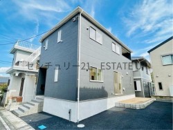 慈眼寺駅徒歩10分の好立地!全室南向きで陽当たり良好、家族が集まるLDKは15帖超のゆとり設計!収納も充実、快適な暮らしができる家♪