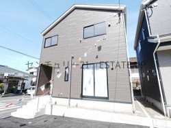 DEMO-01 南向き×高台のオール電化住宅。省エネ性能★★★★で光熱費も節約。LDK15帖以上の明るいリビングと、リビング階段・充実収納の家族想いの設計。錦江台の閑静な街並みに佇む、心地よい3LDK新築邸宅です。