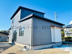 DEMO-01 土地約77坪の広い庭付き3SLDK。向かいは公園で子育て環境良好。家事動線に優れた間取りと豊富な収納、ユニバーサルホーム施工の高性能住宅です。