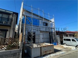 DEMO-01 4LDKの使いやすい間取りで駐車3台以上可能！小学校・中学校徒歩圏内でスーパーやコンビニも近く生活利便性の高い住環境です♪