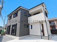 DEMO-01 開放的なLDKにオール電化住宅。全居室収納に加え納戸もあり、駐車2～3台可能。省令準耐火構造で安心・快適な暮らしを実現します。