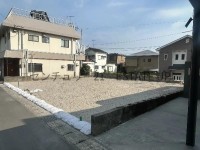DEMO-01 自由ヶ丘2丁目の建築条件なし売土地。現況更地のため、好みのハウスメーカーでスムーズに建築可能です。バス停徒歩4分、コンビニや保育園、郵便局も徒歩圏内に揃う住宅用地です。