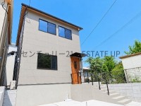 DEMO-01 家族が集まるLDKにシステムキッチンを採用♪二軒茶屋駅徒歩9分で買い物施設が徒歩圏内に充実！子育て世帯にもおすすめな住環境です。